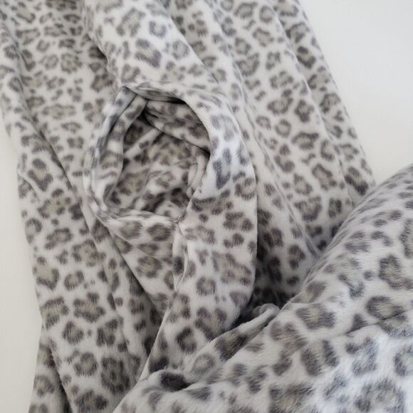 Muk Luks Women's Large Hooded Animal Print Night Shirt Night Gown with Pockets - Picture 4 of 9